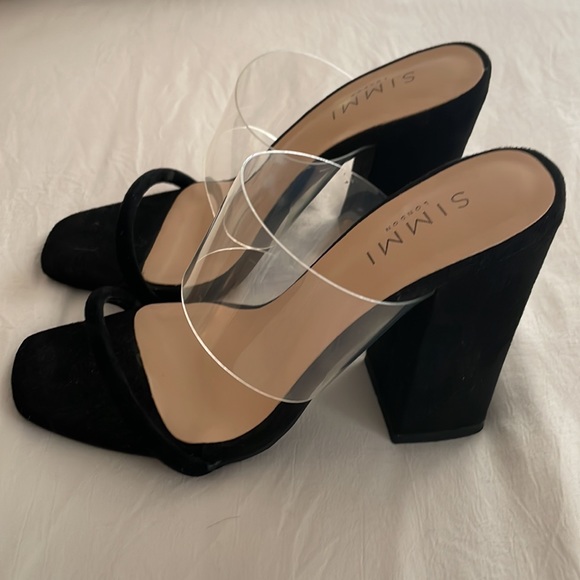 Black block heels with clear strap - Picture 2 of 5